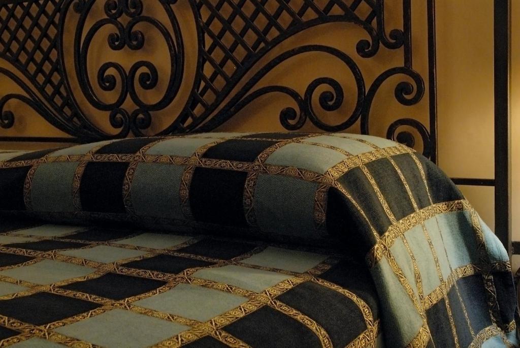 Dimora Storica "Casa Sicuro" Bed & Breakfast Martano Ngoại thất bức ảnh